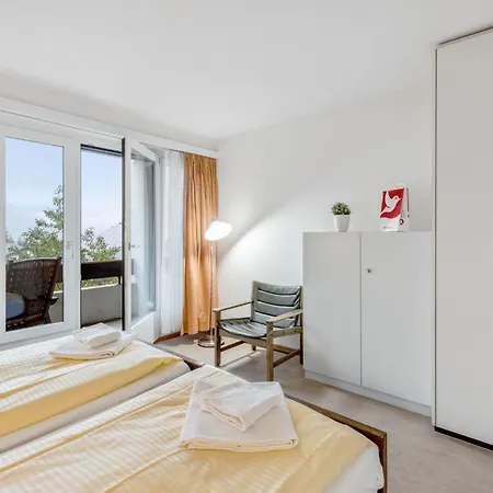 Apt- 15 By Interhome דירה